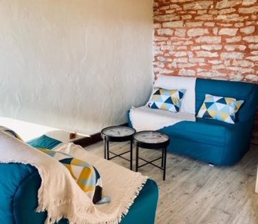 Vers House | La Maison de la Colline