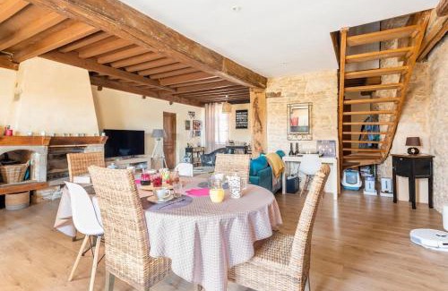 Vers House | La Maison de la Colline