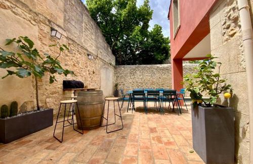 Mudaison House | La Maison de la Place - Charming house with swimming pool & exposed stone