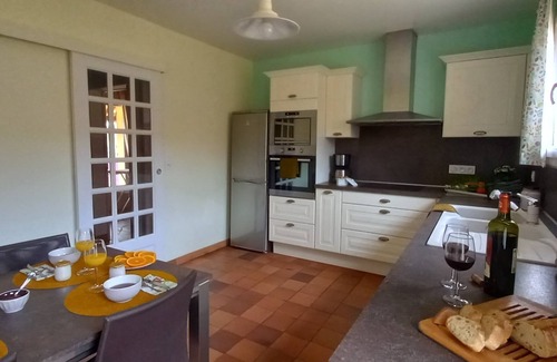 Vitrac House | La maison de la Vallée *, 4 p, terrace, enclosed garden, 5kms from Sarlat