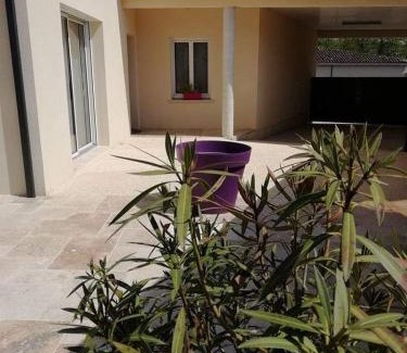 Grezillac House | La Maison De Lena