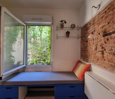 Carmes Apartment | La Maison de Maila