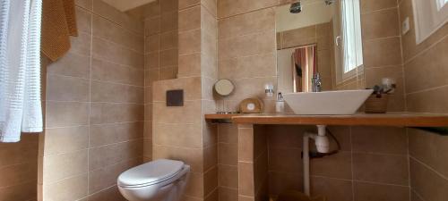 Gruissan Bed & Breakfast | La maison de Malaurie