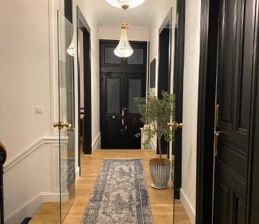 Troyes Bed & Breakfast | La Maison de Reina