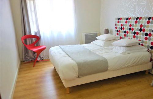 Limeray House | LA MAISON DE ROSE