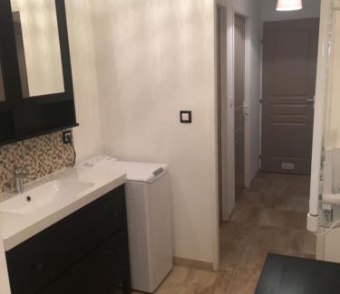 Vallon-Pont-d'Arc Apartment | La maison de Salavas