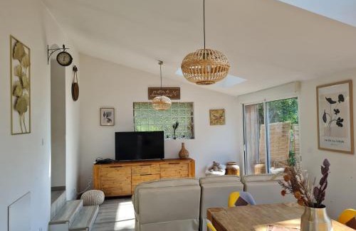 Lons-le-Saunier House | La Maison des 4 moineaux