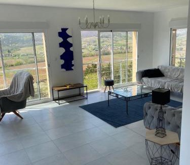 Leynes House | La Maison Des Fes Leynes