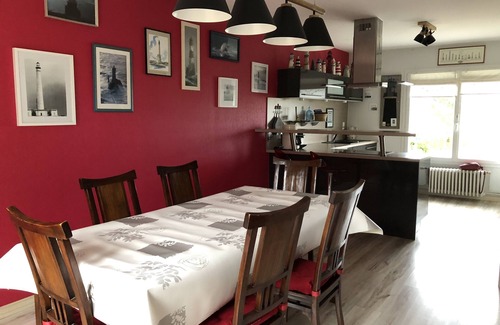 Lion-sur-Mer House | La maison des phares, 5 minutes from the beach