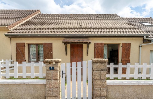 Ver-sur-Mer House | La Maison des Primevères - Proche plages