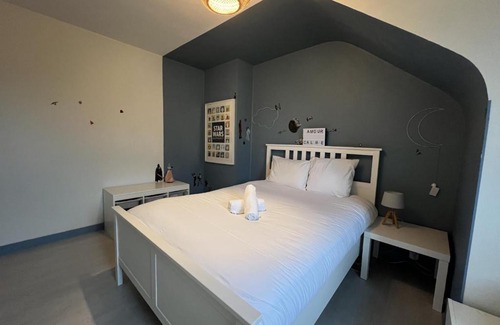 Miroir - Batignolles House | La Maison des Rêves - 8 pers - Centre - Rêve au Mans