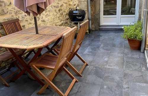 Loches House | La Maison des Remparts - Gite Pour 8 Pers a Loches