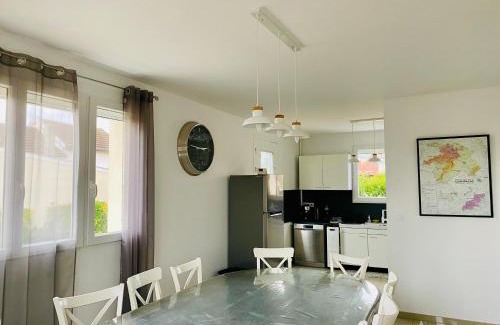 Ay House | La Maison du Canal d’Ay