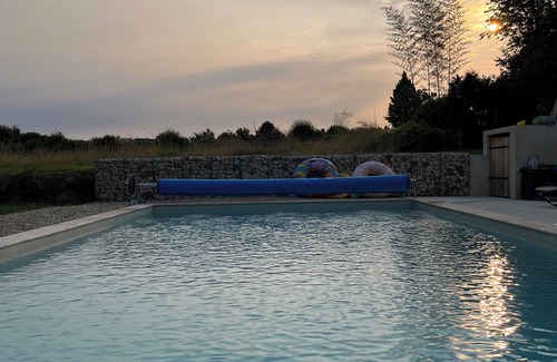 Bonnes House | La Maison du Charpentier 4 bedroom country house with amazing pool!
