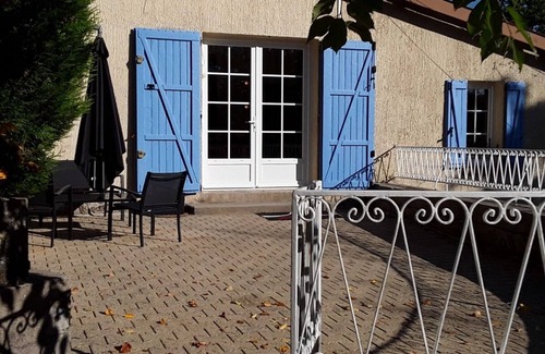 Lacapelle-Viescamp House | LA MAISON DU PECHEUR 30 m from LAKE CANTAL AUVERGNE SAINT ETIENNE CANTALES