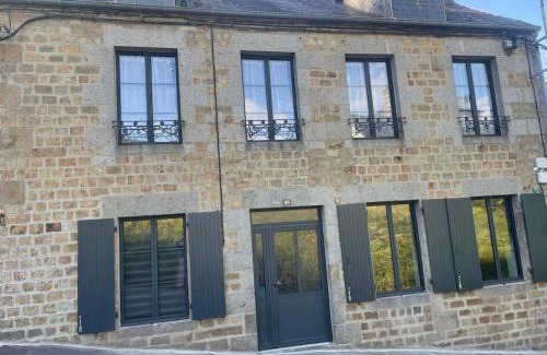 Villedieu-les-Poeles House | La Maison Du Pavé