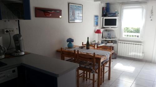 La Trinite-sur-Mer Apartment | La Maison Du Pecheur