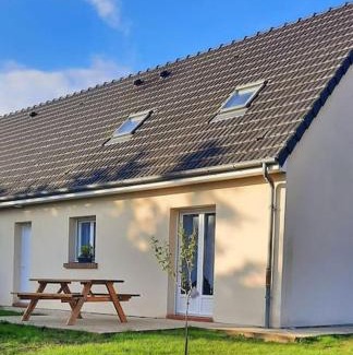 Arrest House | La Maison Enzo