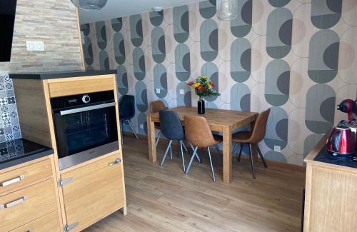 Chateauroux House | La maison Mousseaux, Centre ville 2 chambres