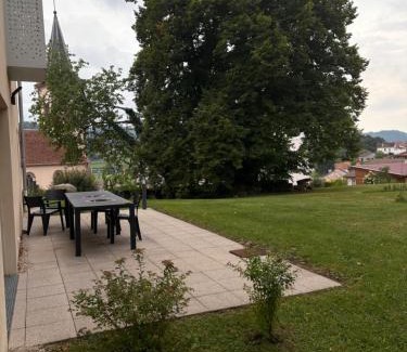 Lepanges-sur-Vologne Bed & Breakfast | La maison près de la fontaine B&B paisible 1