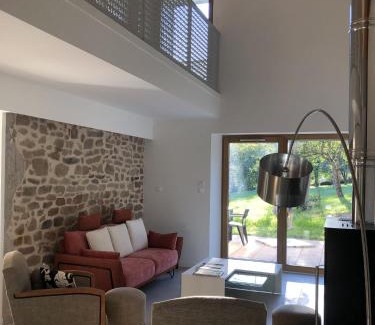 Lepanges-sur-Vologne Bed & Breakfast | La maison près de la fontaine B&B paisible 1