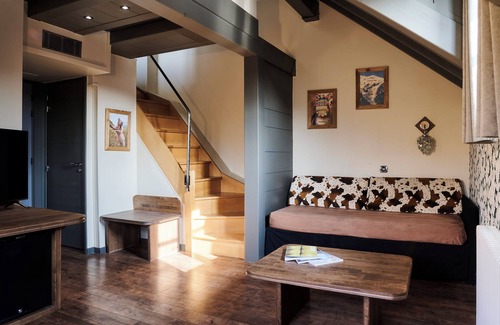 Barberaz Hotel | La Maison Rouge