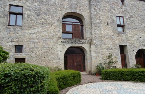Pesmes House | La Maison Royale