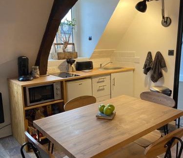 Bethune Apartment | La Maison Sévigné - Appart Hôtel - N°6 L'indus