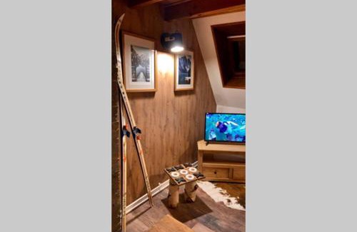 Bethune Apartment | La Maison Sévigné - Appart Hôtel - N°7 Le Savoyard