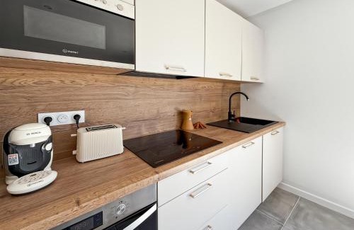 Saint-Ouen-des-Alleux House | La Maisonnette - Jardin & Calme