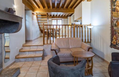 Chaudenay-le-Chateau House | La Maisonnette