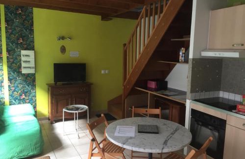 Les Andelys Apartment | La maisonnette