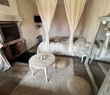 Mont-pres-Chambord House | La maisonnette de Cancan