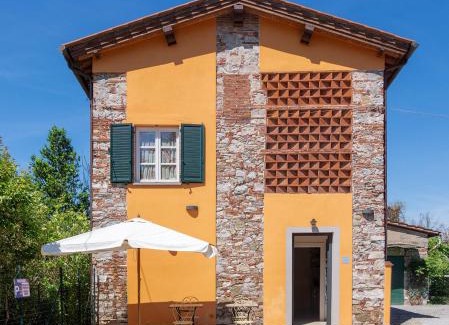 Vicopelago Apartment | La Mandolata dei Poeti Apartaments