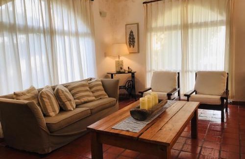 Esquina House | La Mansa Riverside
