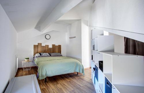 Err Apartment | La Mansarda 305 - Appartement pour 8