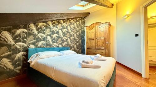 San Salvario Apartment | La Mansarda del Principe -Luxury with View Terrace