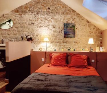 Vernon Apartment | La Mansarde