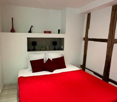 Old Town Apartment | La Mariana - Old Town Cosy Apartments