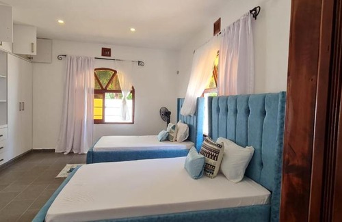Mtwapa Villa | La Marina Three Bedroom Private Villa in Mtwapa Near the beach and creek