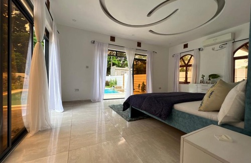 Mtwapa Villa | La Marina Three Bedroom Private Villa in Mtwapa Near the beach and creek