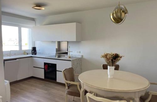 Saint-Martin de Brehal Apartment | La Marinière