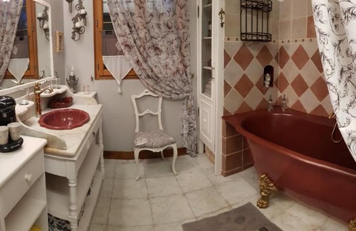Bourron-Marlotte Bed & Breakfast | La Marlottine