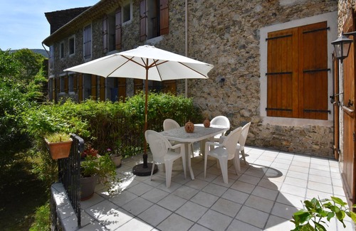 Olargues House | La Mazette, les pieds dans l'eau ! (12 pers.)