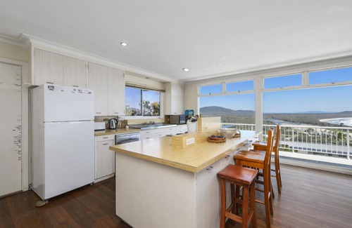 Crescent Head House | La Mer, 19 Dulconghi Street