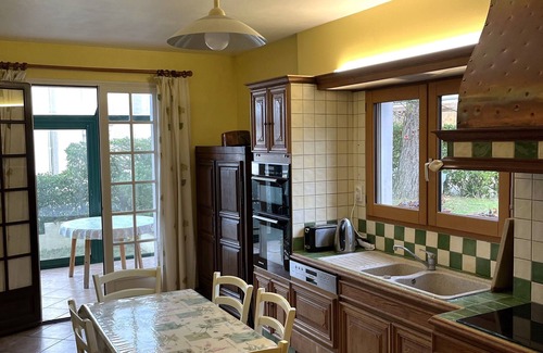 Donville-les-Bains House | "La Mer en Vue" – Family Seaside Home