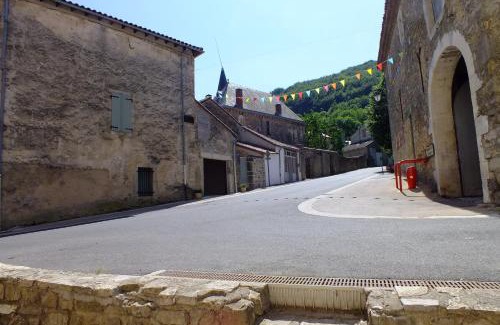 Cornus House | La MIGNONE