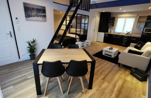 Mirebeau-sur-Beze Apartment | La Mirabella, studio avec sauna