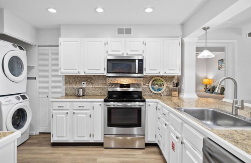 Port Aransas Condo | La Mirage Condo 326 Beachfront Condominium Resort with Private Boardwalk to Beach