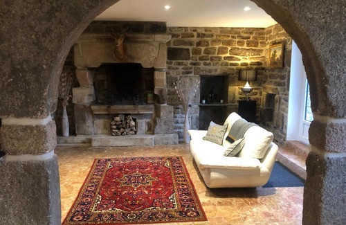 Huelgoat House | La montagnarde
